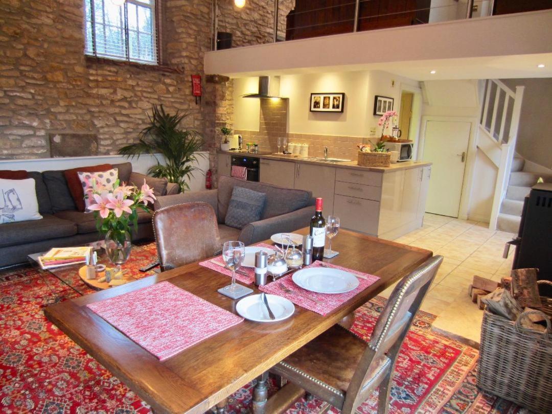 The Barn Villa Wykeham  Esterno foto